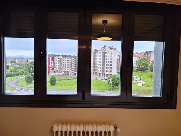 Piso en calle Carlos Asensio Bretones, 31