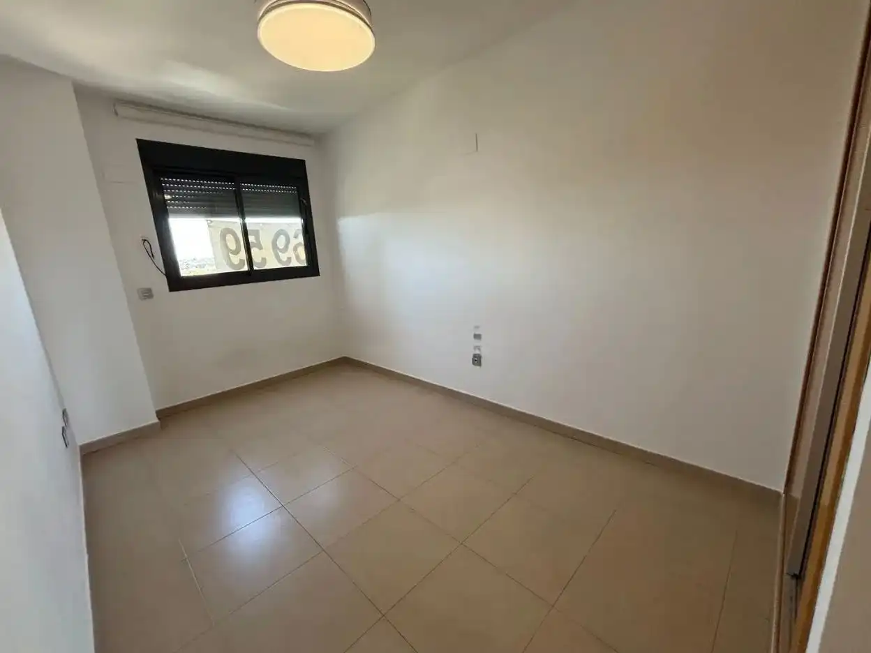 Piso en  Avinguda de les Nacions 30 - Foto 4