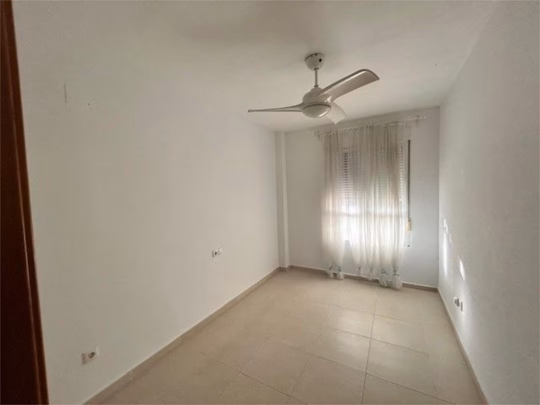 Piso en  Carrer Castell de Castells 14 - Foto 13