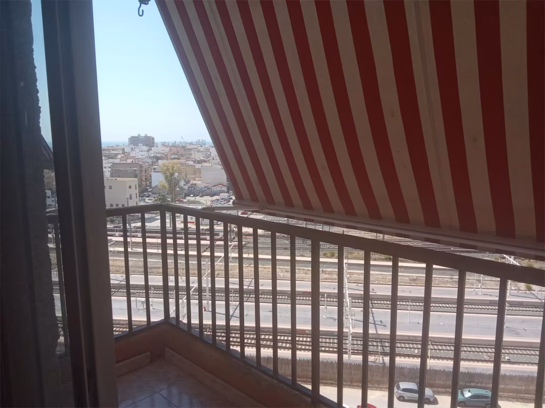 Piso en  Carrer Bono Guarner 21 - Foto 4