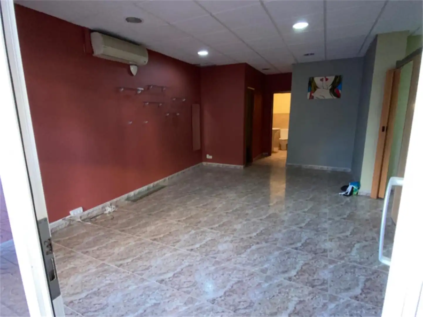 Local comercial en  Carrer d'Abrera 6 - Foto 5