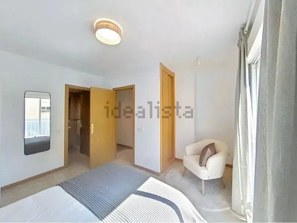 Piso en Calle de Versalles, 2, La Montaña-El Cortijo - Foto 8
