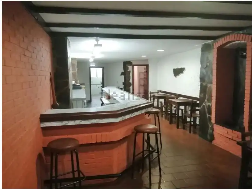 Local comercial en  Calle Escultor Laviada 8 - Foto 3