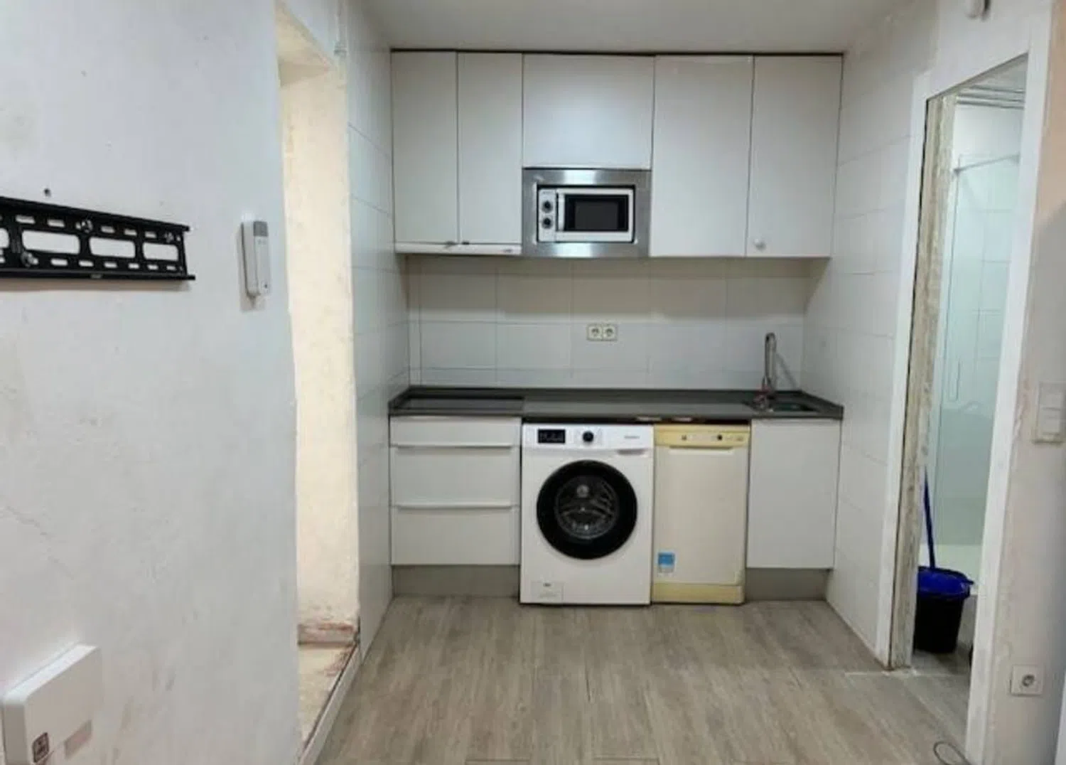 Piso en calle de l'Atlàntida, 9 - Foto 2