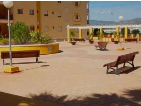 Piso en avenida Tellerola, 1 - Foto 3