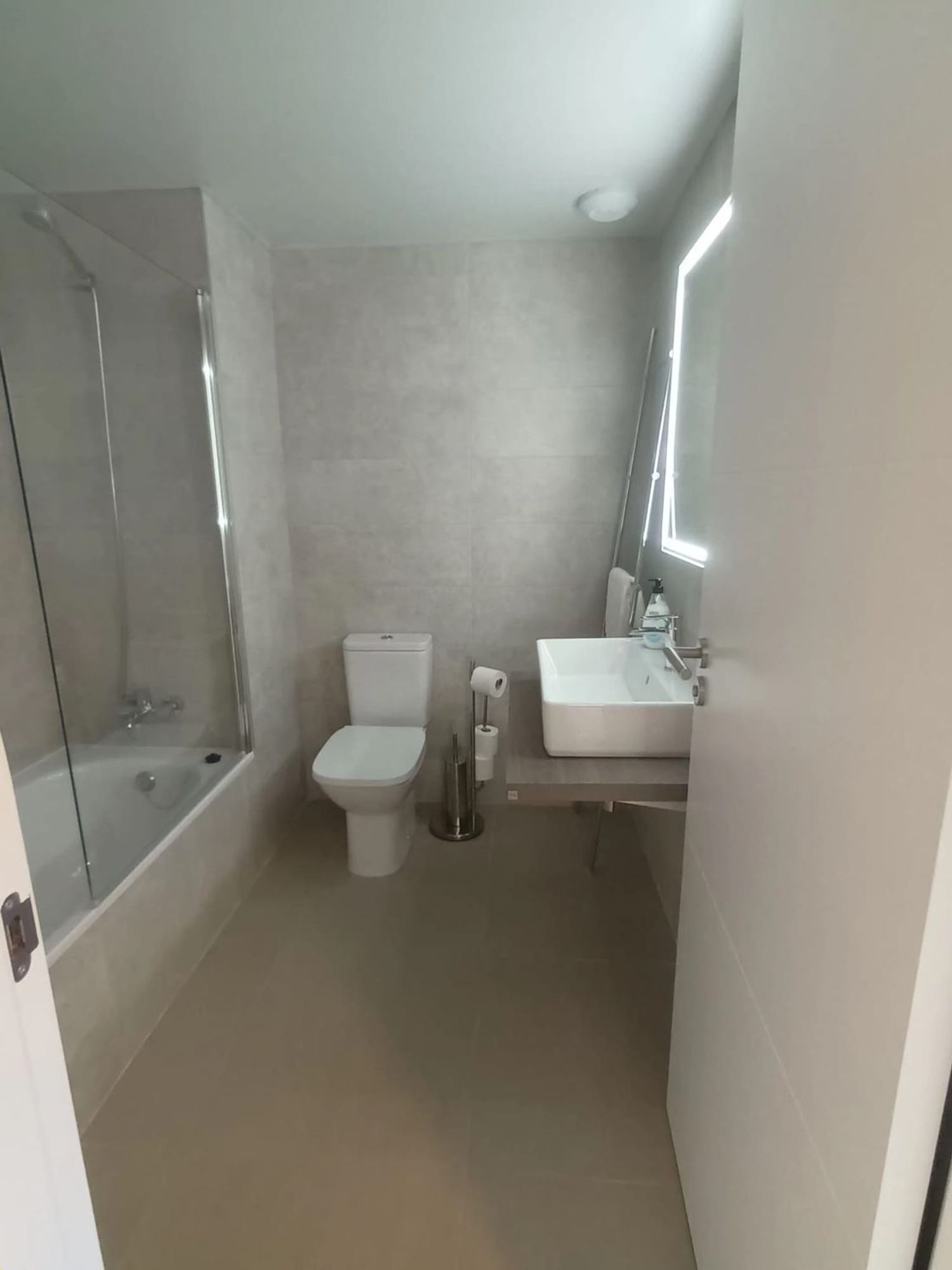 Piso en Isabel de Villena, 1 - Foto 5