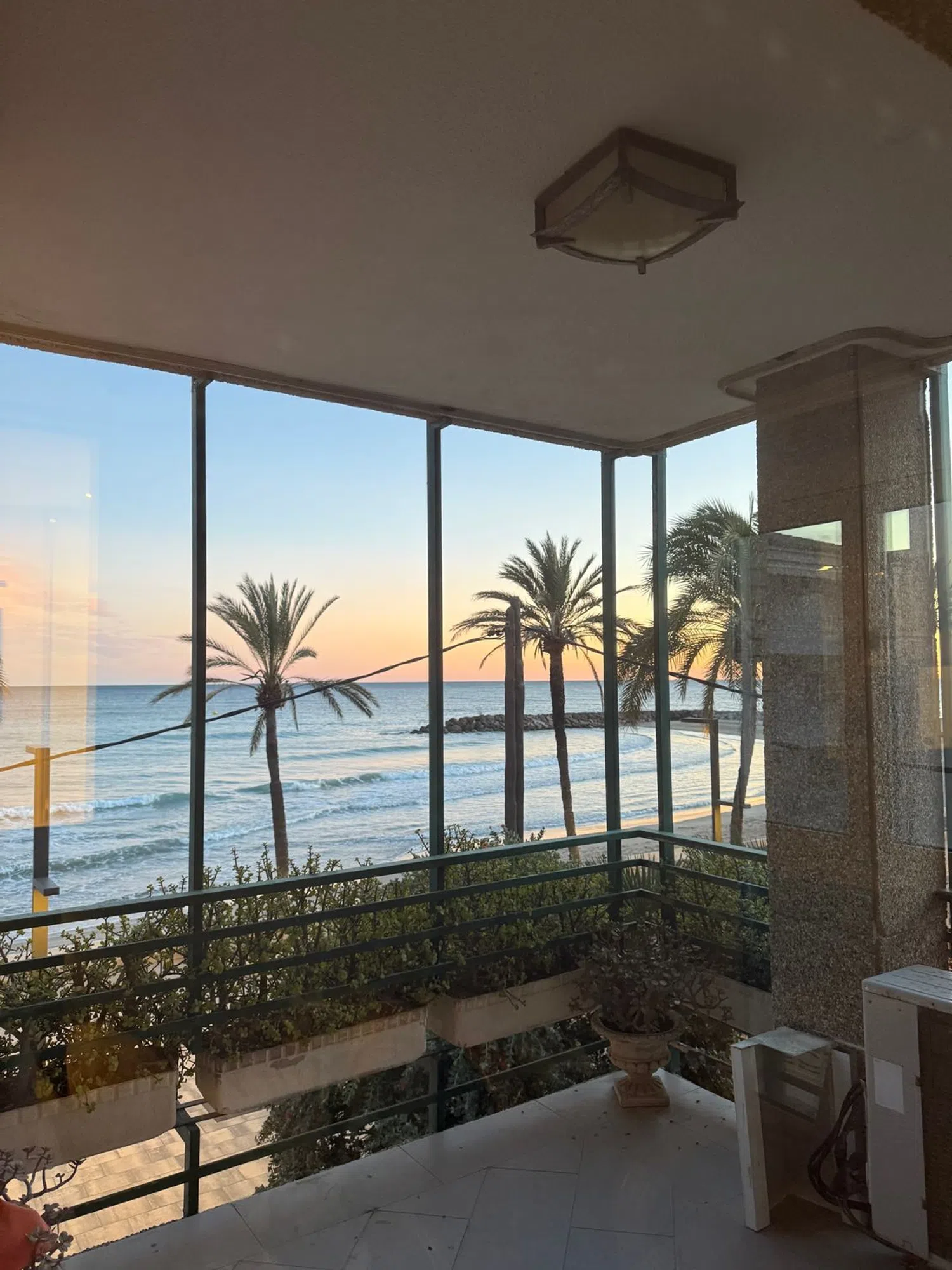 Piso en calle Josep Tarradellas, 50 - Foto 2