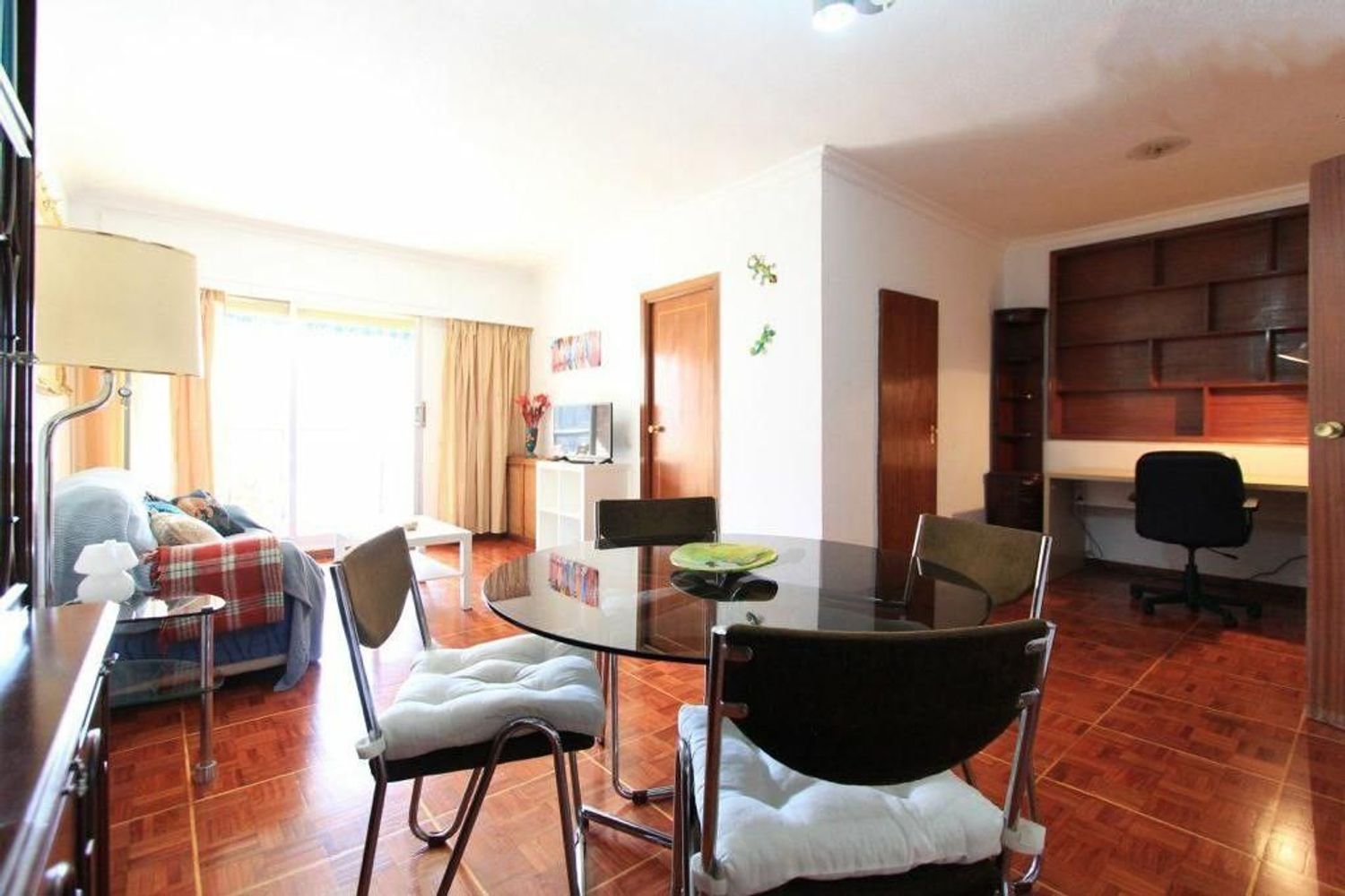 Estudio en calle de Máiquez, 21