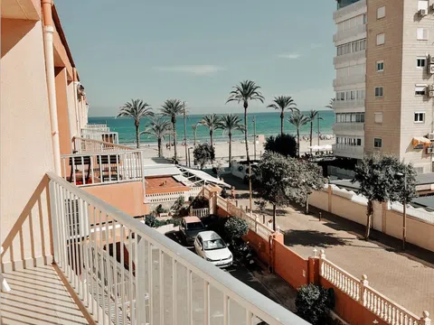 Piso en calle Peñón de Ifach, 4 nmero