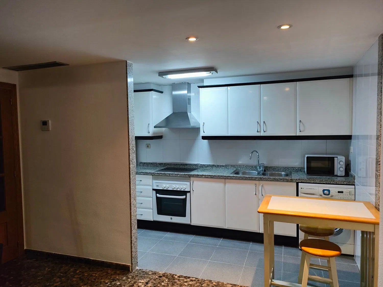 Piso en calle Islas Canarias, 180 - Foto 7