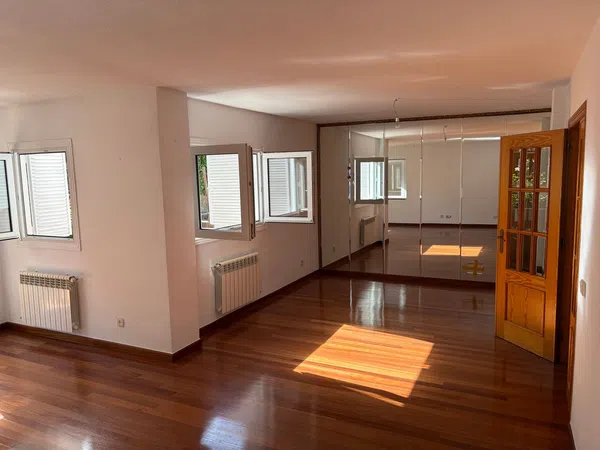 Chalet pareado en venta en Zona Avenida Europa - Foto 18
