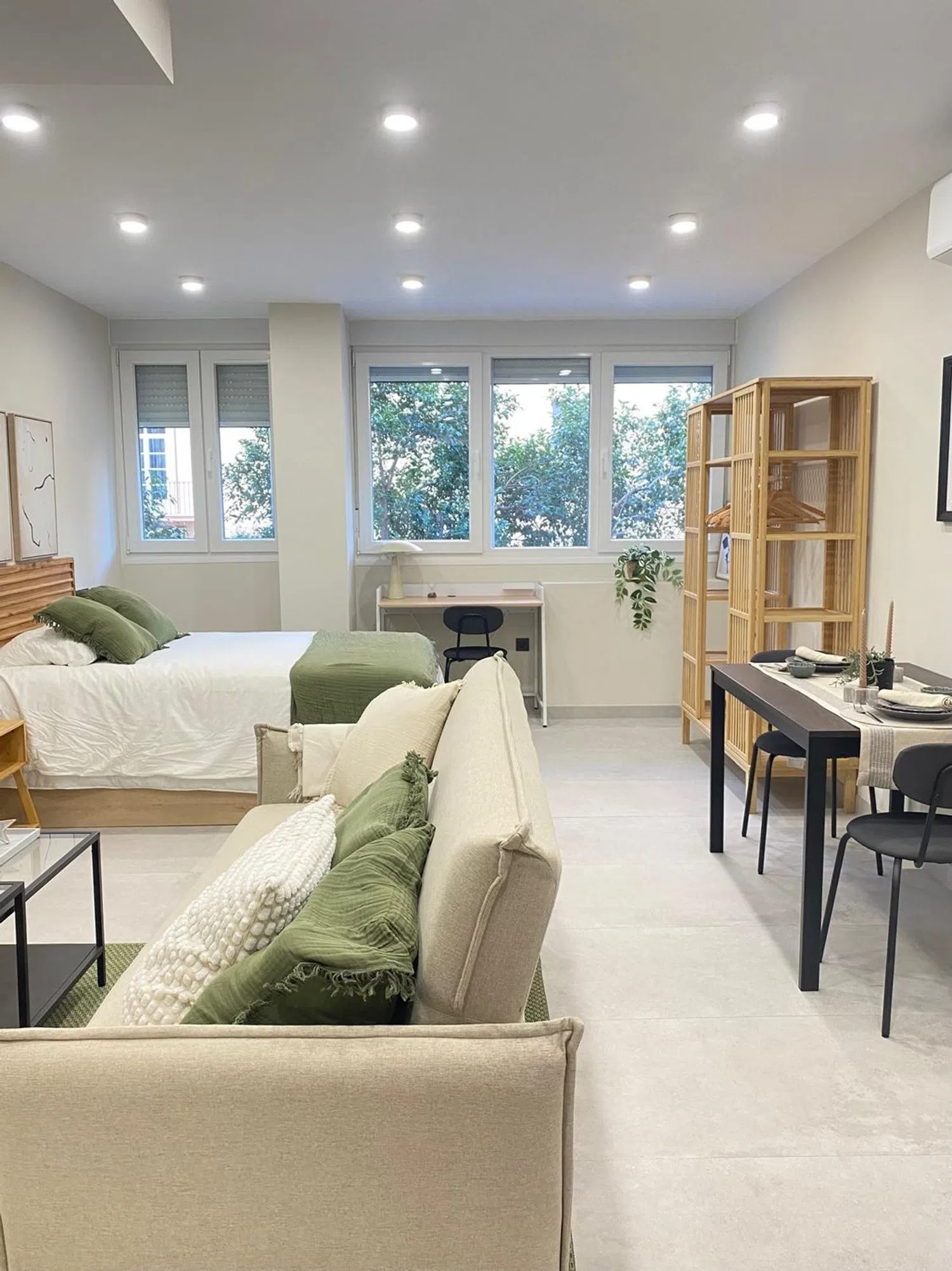 Estudio en avenida Doctor Gálvez Ginachero, 13 - Foto 1