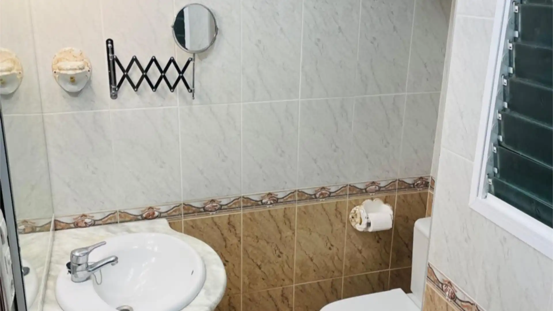 Piso en  Passeig l'Alguer 11 - Foto 9