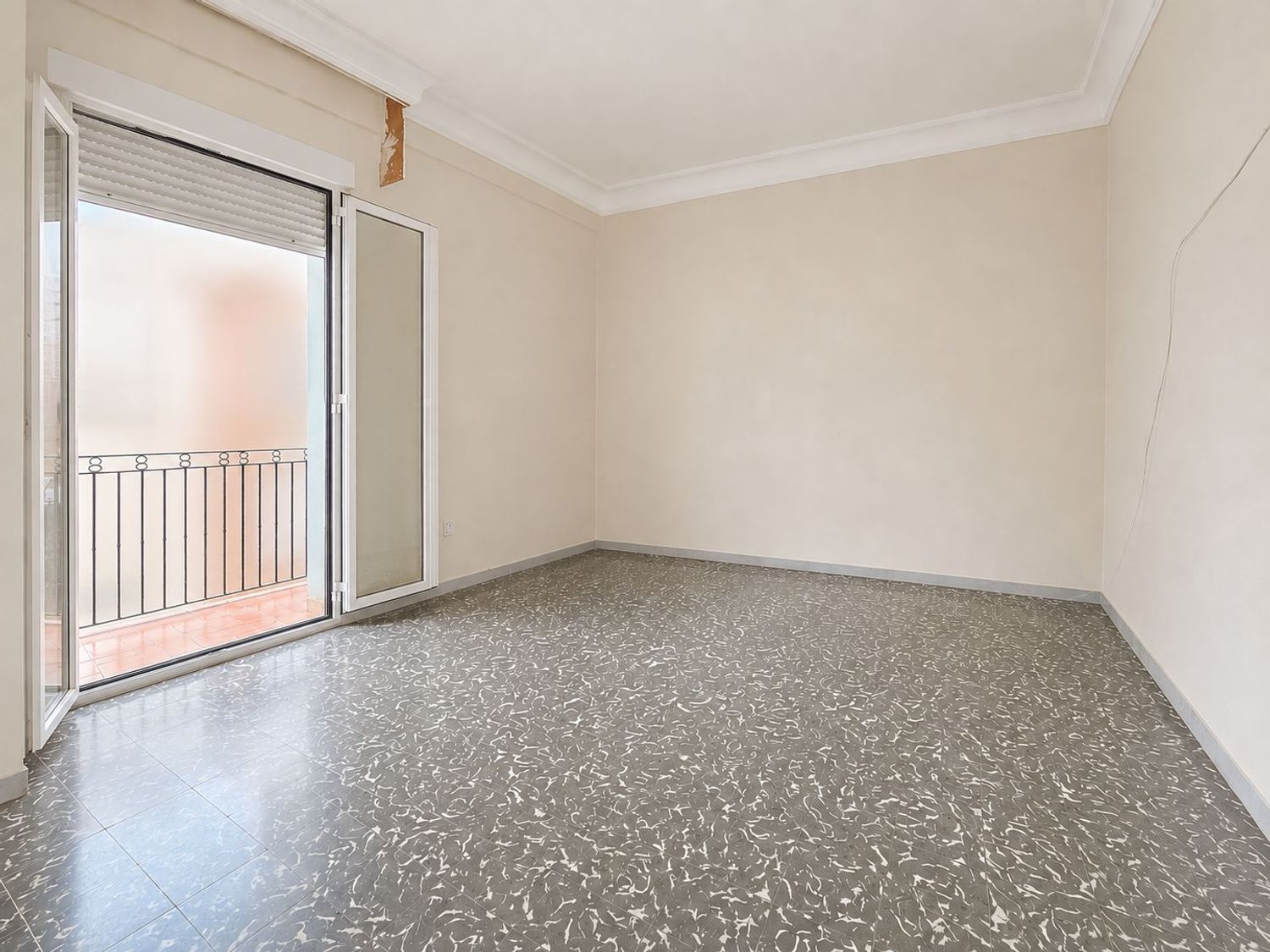 Piso en Calle de Jover, 30, Zona Hospital-Plaza del Real - Foto 2