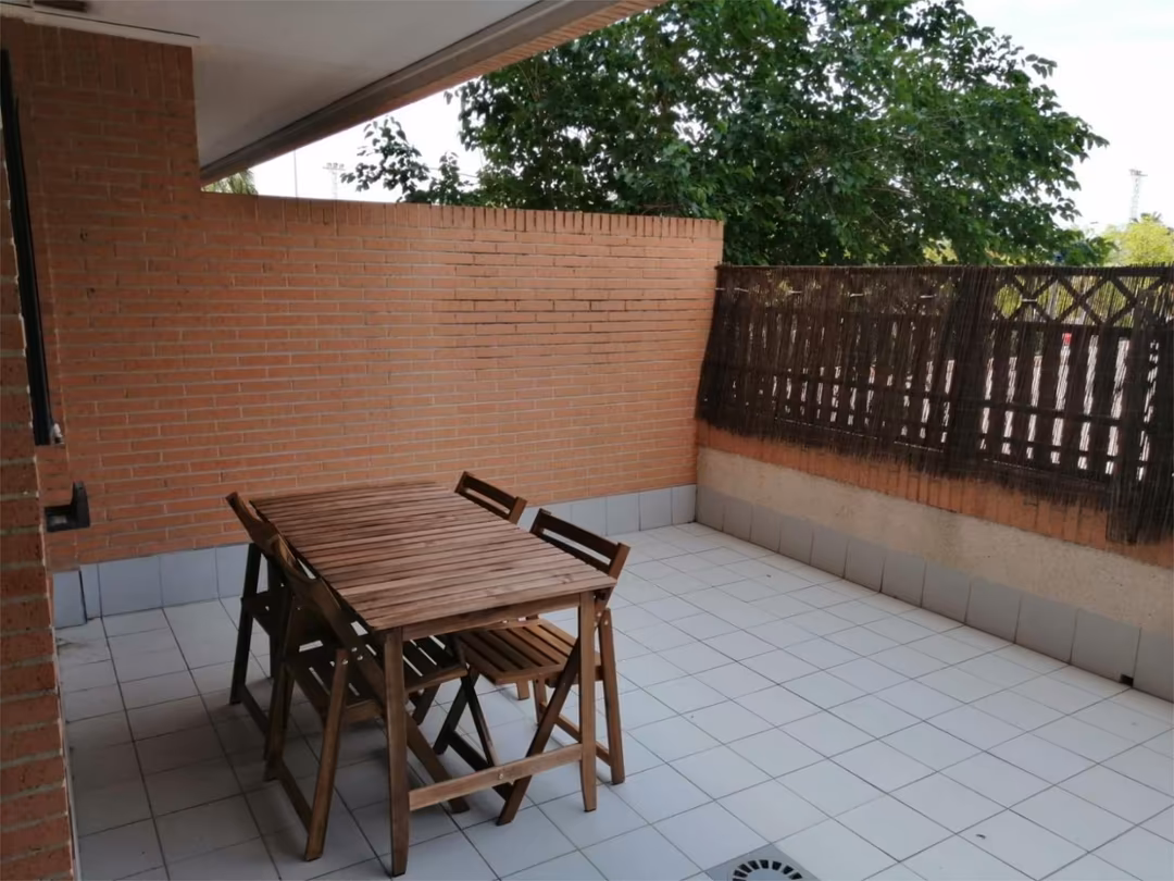 Piso en  Paseo Serra d'Espadá 3