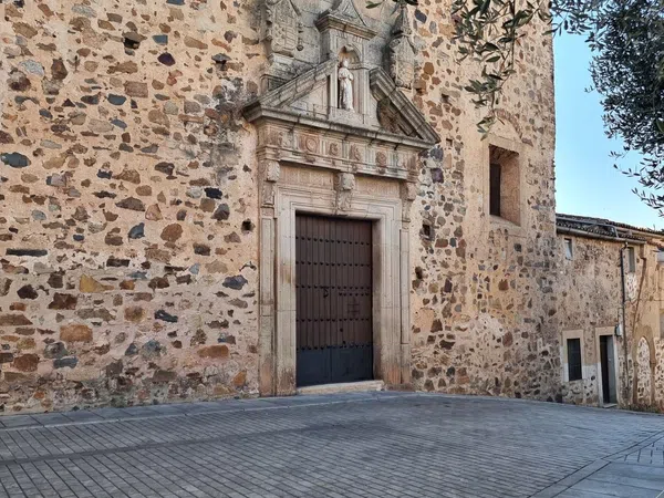 Estudio en calle Pizarro, 23