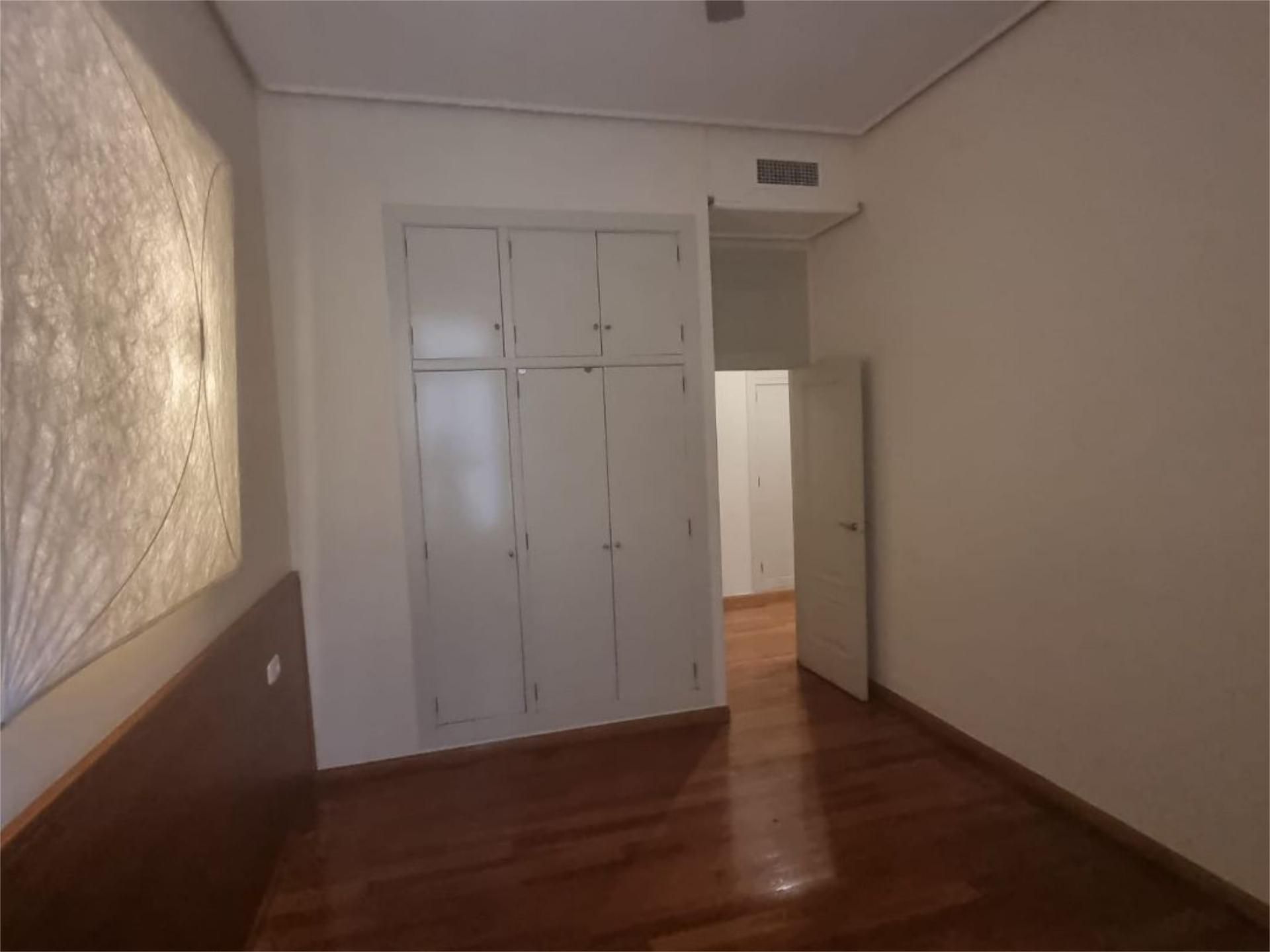 Piso en  Calle Sánchez Madrigal 9 - Foto 6