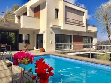 Chalet en Sant Cugat del Vallès - Foto 2