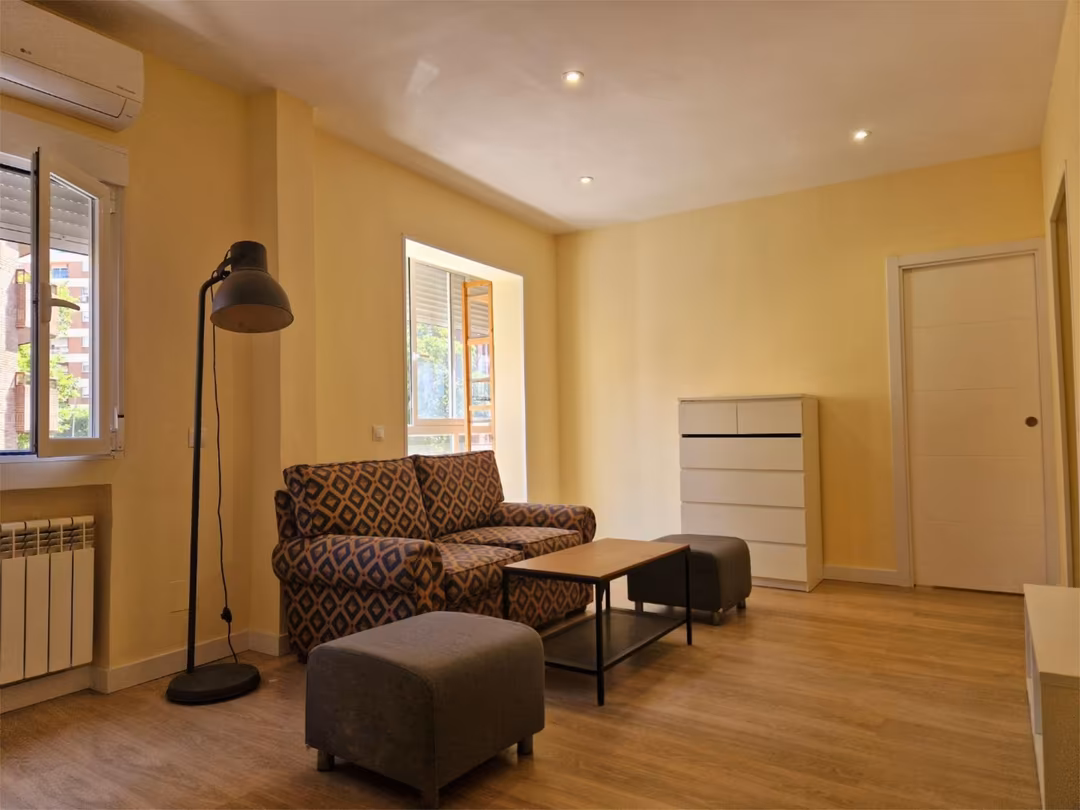 Piso en  Calle de la Infanta Mercedes 97 - Foto 13