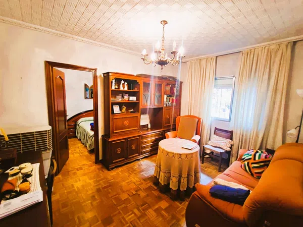 Piso en calle del Lago Erie, 1