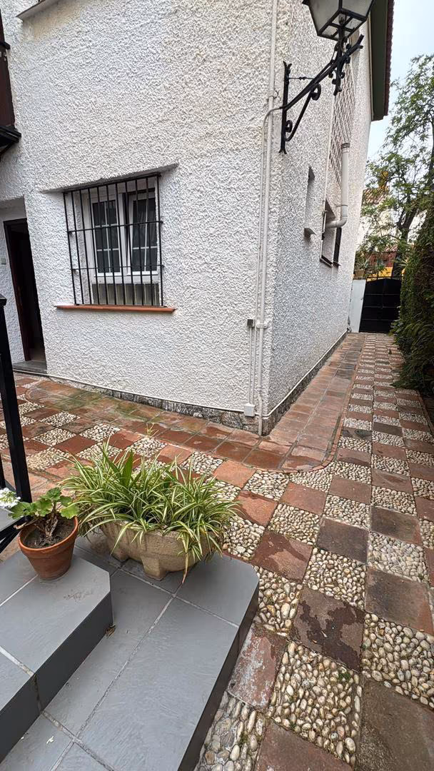 Piso en  Calle Octavio Picón 36