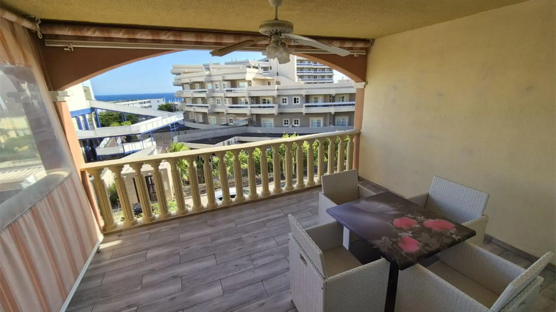 Piso en  Avenida del Atlàntico 6 - Foto 1