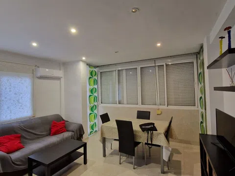 Piso en calle Guadalbullon, 9