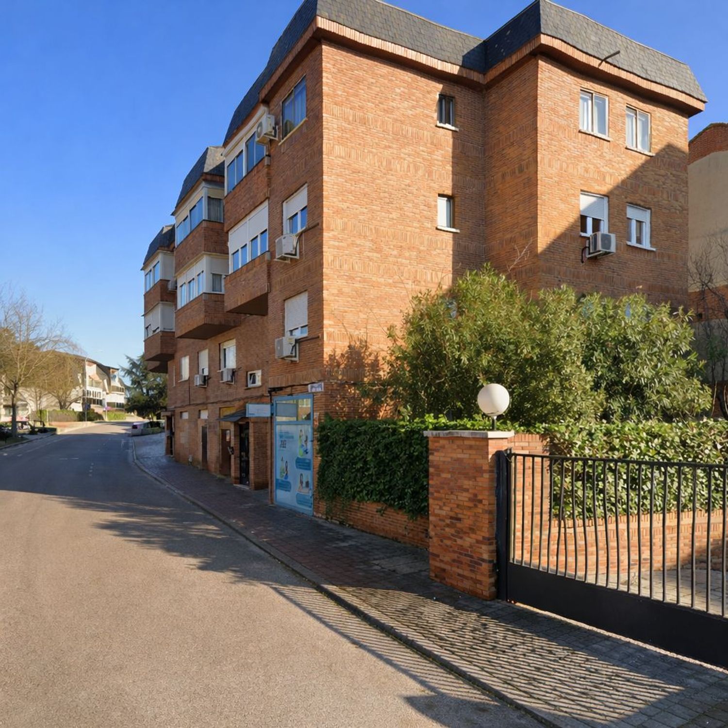 Piso en travesía de Ramón y Cajal, 3 - Foto 1