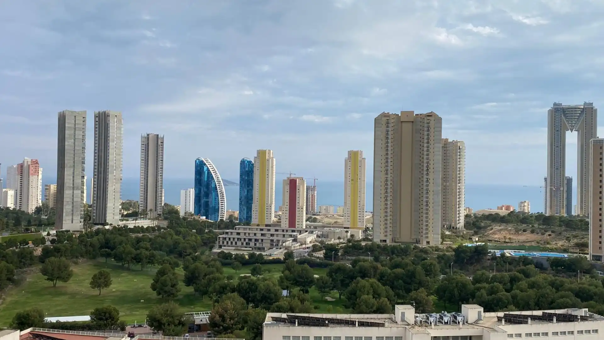 Piso en  Calle Presidente Adolfo Suárez 3 - Foto 1