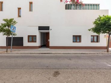 Planta baja en  Carrer de Sant Llorenç 29 - Foto 24