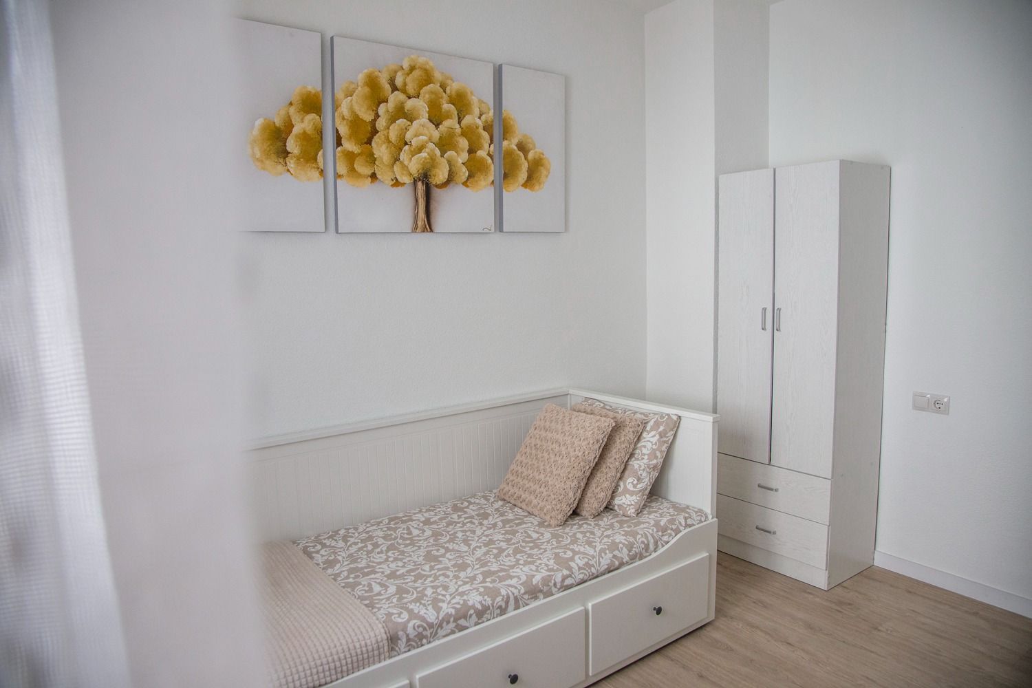 Estudio en calle Luisa Aledo, 14