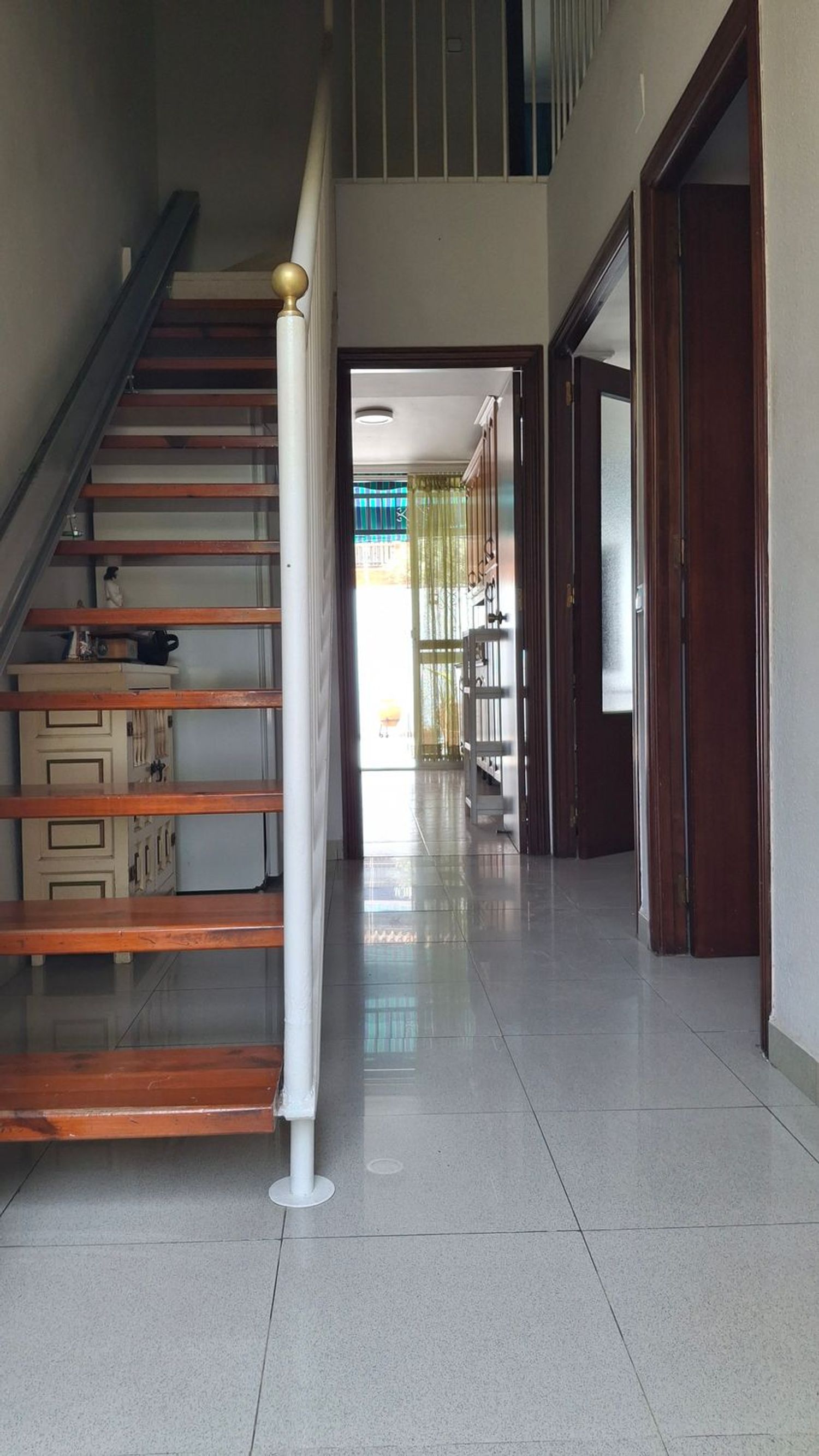Chalet adosado en Avenida de las Ciencias - Foto 6