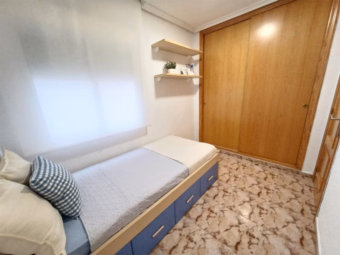 Piso en  Calle Jaime Segarra 69 - Foto 10