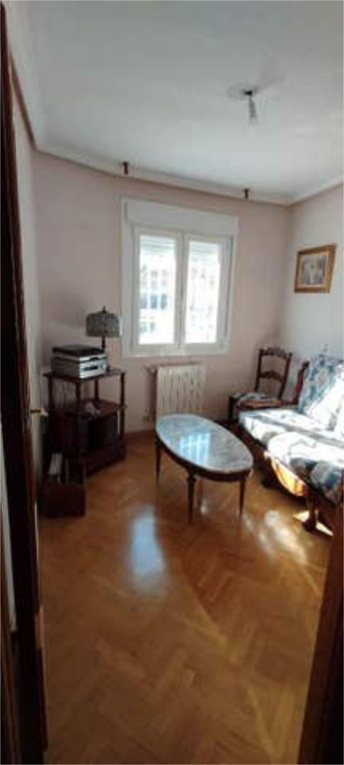 Casa adosada en San Jose de Valderas - Foto 4