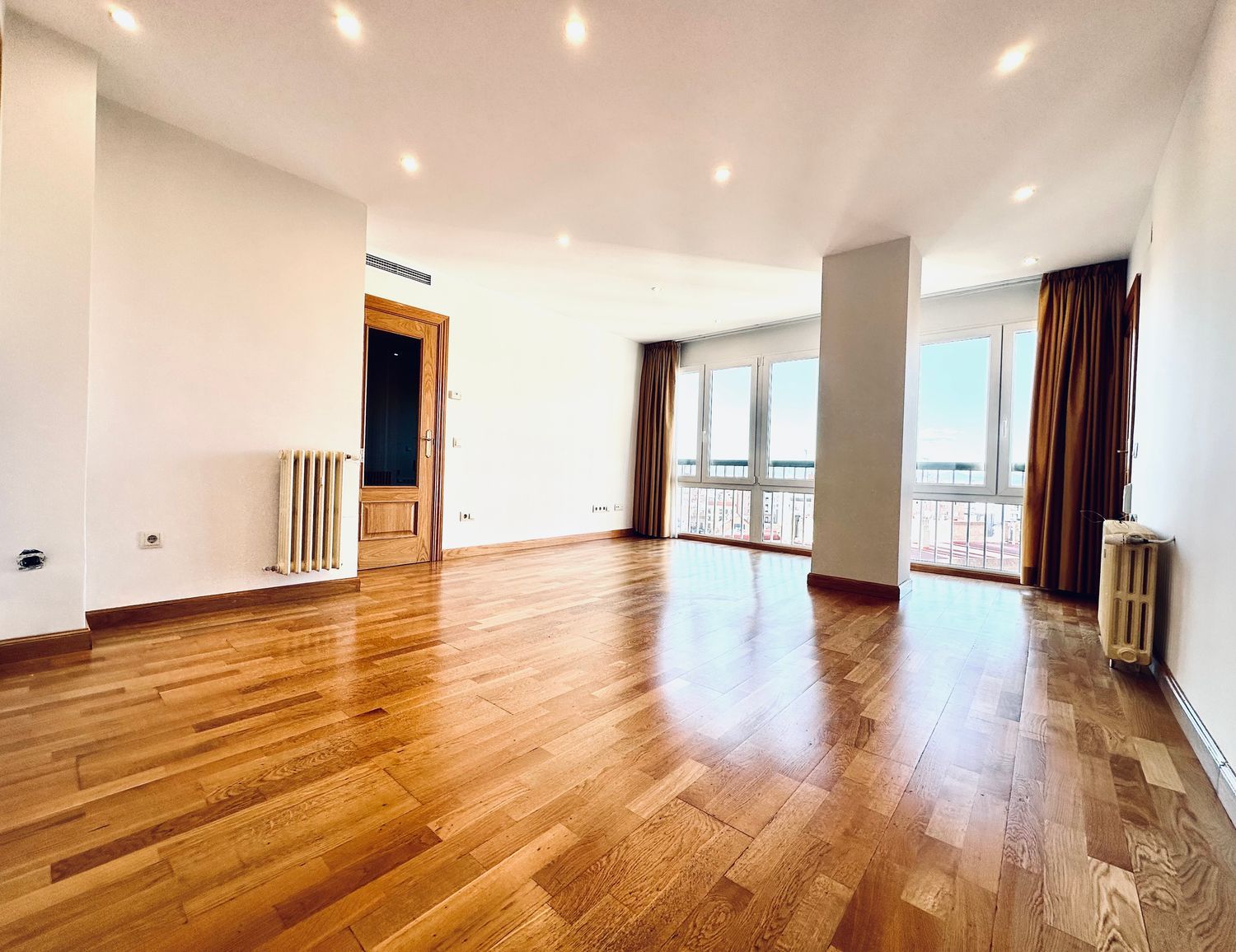 Piso en plaza Angel de Carbajo, 6