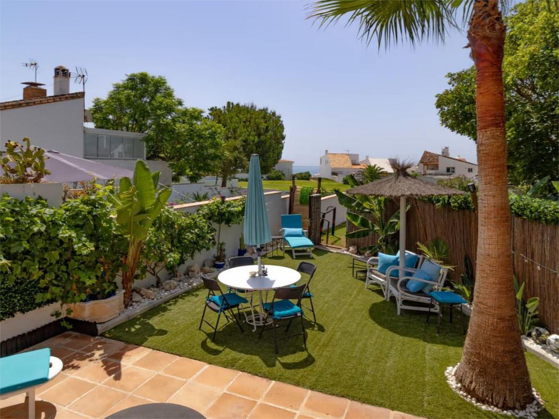 Chalet en  Calle Maestro Chueca 14 - Foto 4