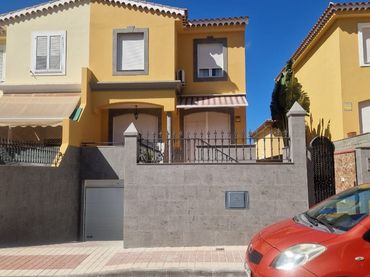 Chalet en  Calle Estanque de la Huerta 12 - Foto 1