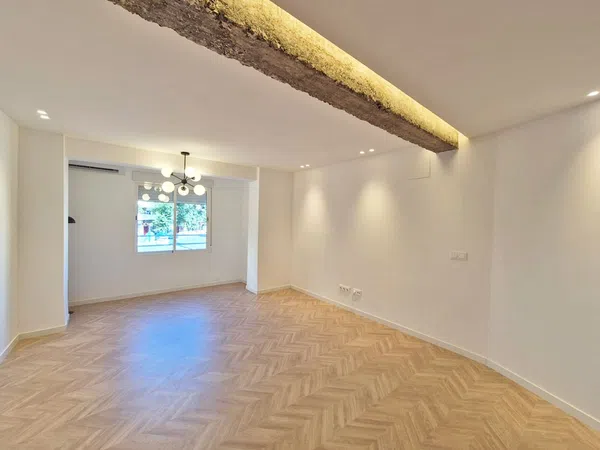Piso en Calle de Reus - Foto 1
