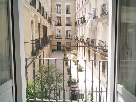 Piso en calle de San Lorenzo, 3