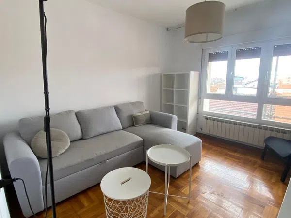 Piso en calle Eduardo Martínez Torner, 1