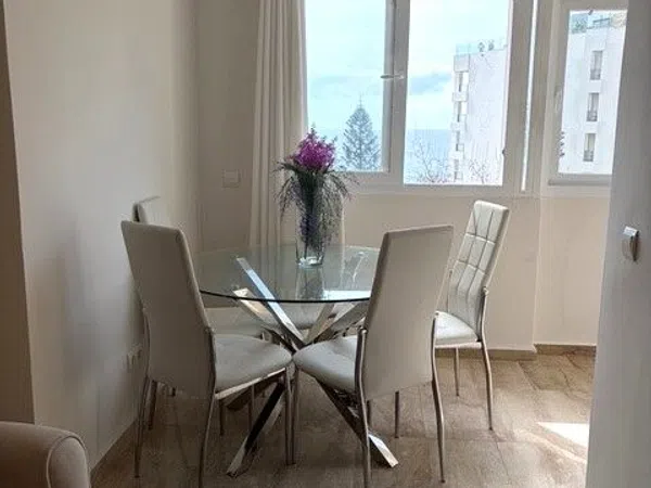 Piso en calle Rafaela Aparicio s/n Sn - Foto 9