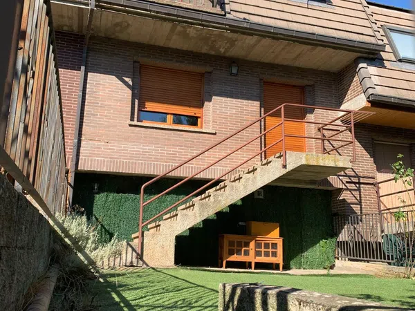 Chalet adosado en Calle de Fondabós, 23, Estación - Foto 1