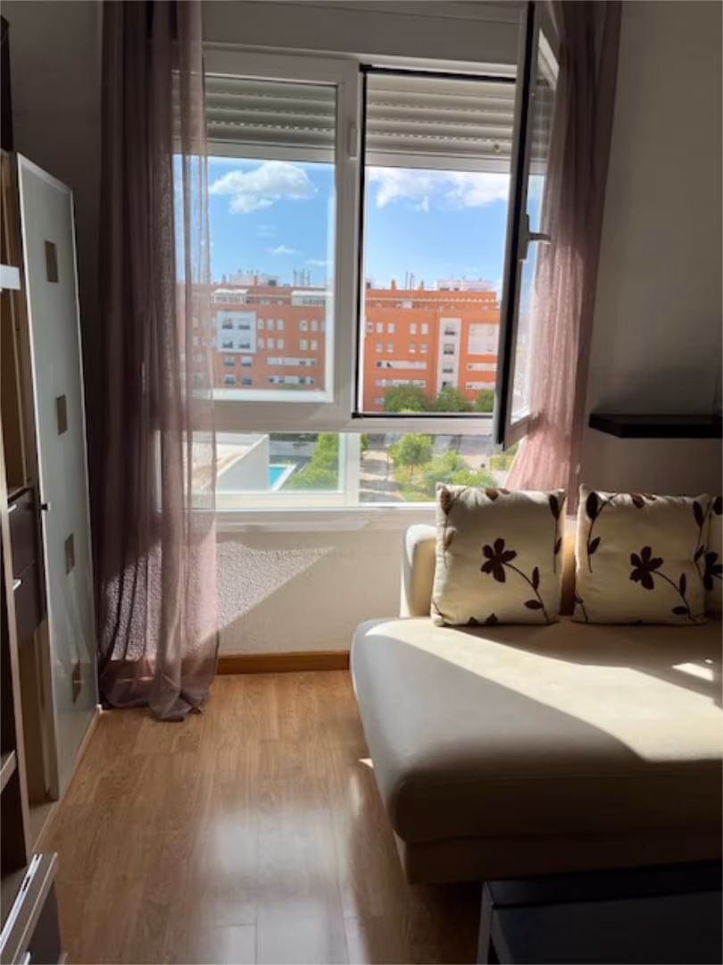 Piso en  Calle Dinastía Músicos Palatin 5A - Foto 3
