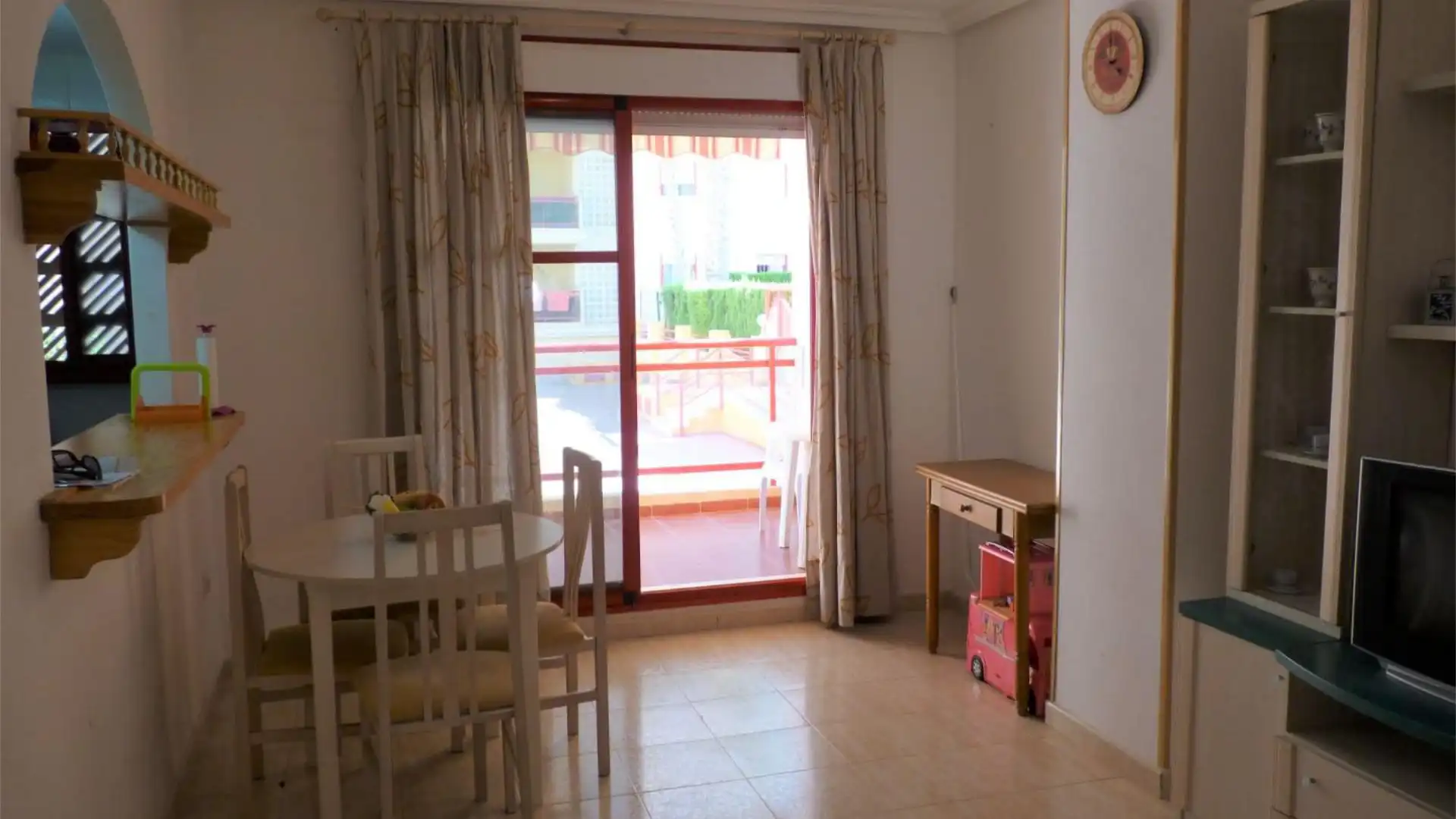 Piso en  Avenida Riu Torres 10 - Foto 3