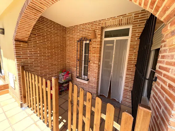 Chalet adosado en Calle Gerona, 7 - Foto 5