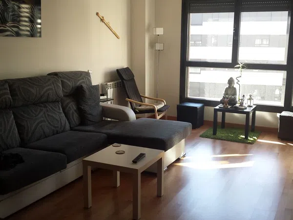 Piso en avenida Víctimas del Terrorismo, 3