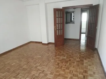 Piso en  Calle Florian Docampo 12 - Foto 5