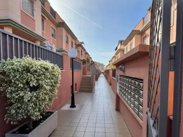 Chalet adosado en calle Pepa Flores Marisol, 30 - Foto 16