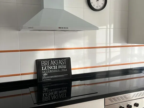 Estudio en plaza de Santa Marina, 1