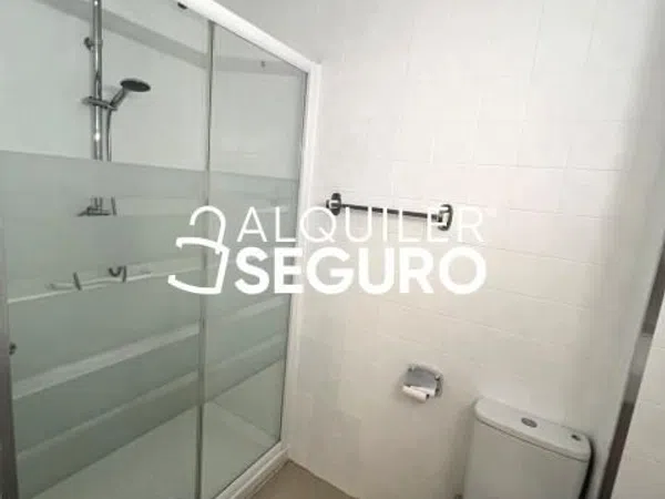 Piso en Calle de la Bureba - Foto 16